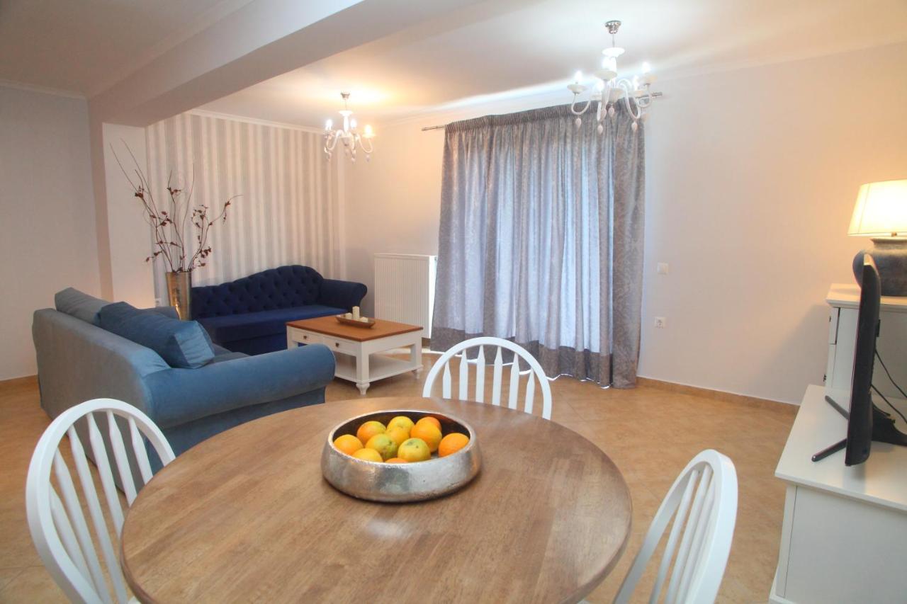 Pirofani Villa Apartments Apolpaina Ngoại thất bức ảnh