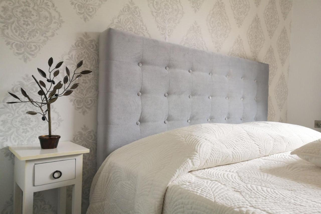 Pirofani Villa Apartments Apolpaina Ngoại thất bức ảnh