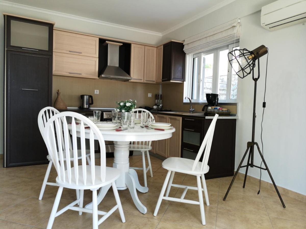Pirofani Villa Apartments Apolpaina Ngoại thất bức ảnh
